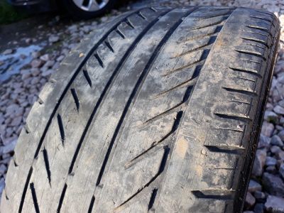 Лот: 14461621. Фото: 1. Шины Goodyear 235/45 R17. Шины