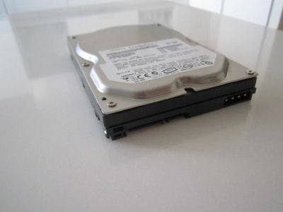 Лот: 11109854. Фото: 1. Жесткий диск Hitachi Deskstar... Жёсткие диски (HDD)