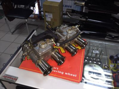 Лот: 9020423. Фото: 1. Карбюратор weber 45 с коллектором... Топливная система