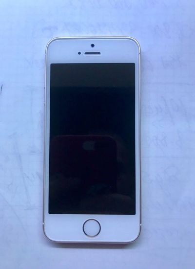 Лот: 16203279. Фото: 1. iPhone 5S Gold Полный комплект... Смартфоны