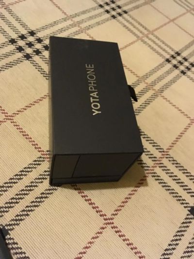 Лот: 9092309. Фото: 1. YotaPhone 2 черный, модель YD206... Смартфоны