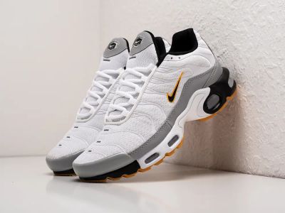 Лот: 20596254. Фото: 1. Кроссовки Nike Air Max Plus TN. Кеды, кроссовки, слипоны