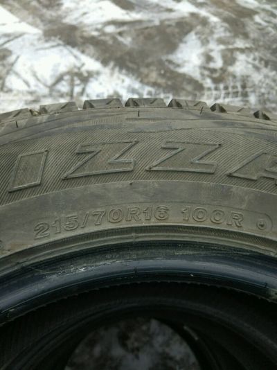 Лот: 9168370. Фото: 1. Зимние шины Bridgestone blizzard... Шины
