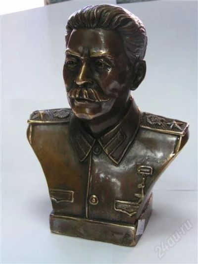 Лот: 2712606. Фото: 1. Бюст И.В. Сталина. Предметы интерьера и быта