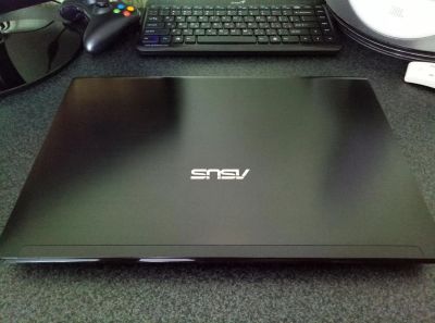 Лот: 11303360. Фото: 1. Ноутбук ASUS UL50V Intel U2300... Ноутбуки