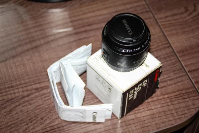 Лот: 6124467. Фото: 1. Canon EF 50 mm f/1.8 II. Состояние... Объективы