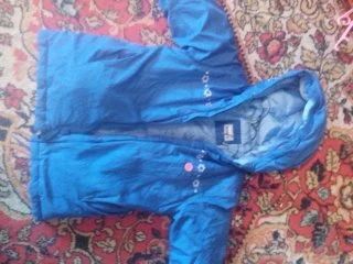 Лот: 3489170. Фото: 1. Куртка на 128. Верхняя одежда