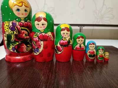 Лот: 15915195. Фото: 1. Матрешка 😍. Фигурки, статуэтки