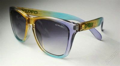 Лот: 1788638. Фото: 1. очки Oakley 1. Очки солнцезащитные
