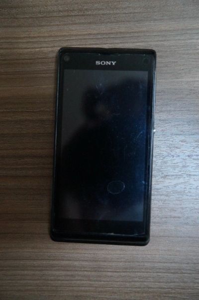 Лот: 17619638. Фото: 1. Sony Xperia L C2105. Смартфоны
