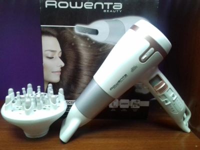 Лот: 9291139. Фото: 1. Продам фен Rowenta CV 7410 ! Цвет... Укладка и стрижка волос, бритьё, эпиляция