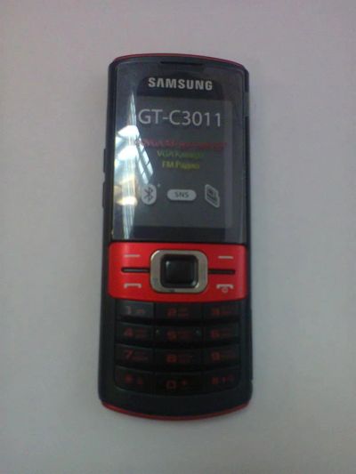 Лот: 3774316. Фото: 1. Samsung. Кнопочные мобильные телефоны