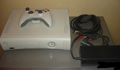 Лот: 7378676. Фото: 1. XBOX 360. Игровые приставки, консоли