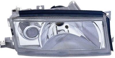 Лот: 3696222. Фото: 1. Фара правая skoda octavia 2 (97-00... Оптика и освещение