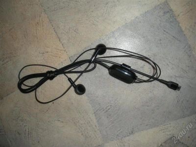 Лот: 2615113. Фото: 1. Гарнитура nokia 6700. Красноярск
