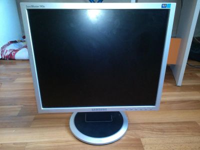 Лот: 5194802. Фото: 1. Монитор Samsung 740N. Срочно!. ЖК-мониторы