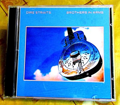 Лот: 19242015. Фото: 1. CD Dire Straits - Brothers In... Аудиозаписи