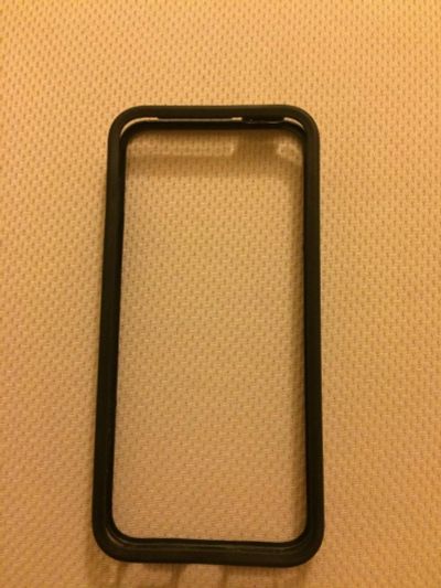 Лот: 8870161. Фото: 1. Чехол iPhone 5/5s Бампер черный. Чехлы, бамперы
