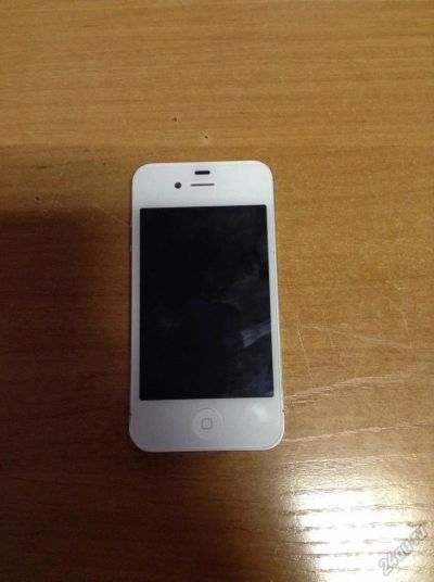 Лот: 6602138. Фото: 1. Iphone 4s ! 8gb. Смартфоны