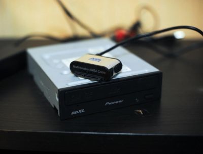 Лот: 4824345. Фото: 1. Пишущий BluRay SATA привод Pioneer. Приводы CD, DVD, BR, FDD