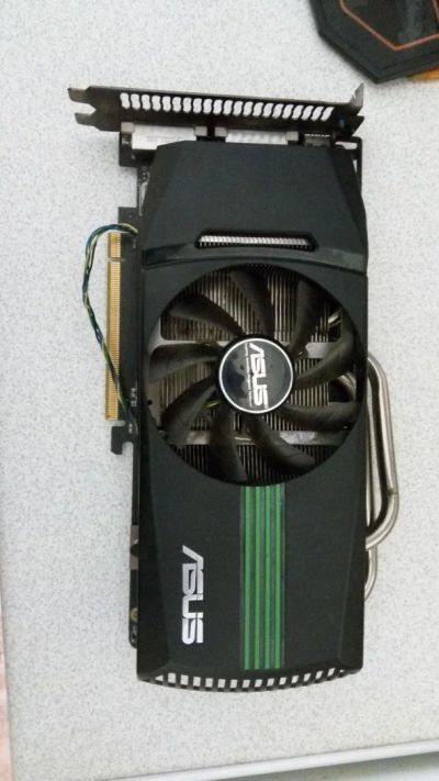 Лот: 10914024. Фото: 1. Asus GTX 560 Ti 1Gb. Видеокарты