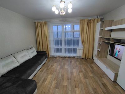 Лот: 18450137. Фото: 1. Сдам в аренду 2 ком квартиру... Квартиры, студии
