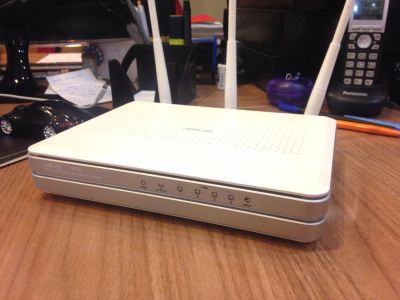 Лот: 4574543. Фото: 1. Маршрутизатор Asus RT-N16 неисправен. WiFi, Bluetooth адаптеры