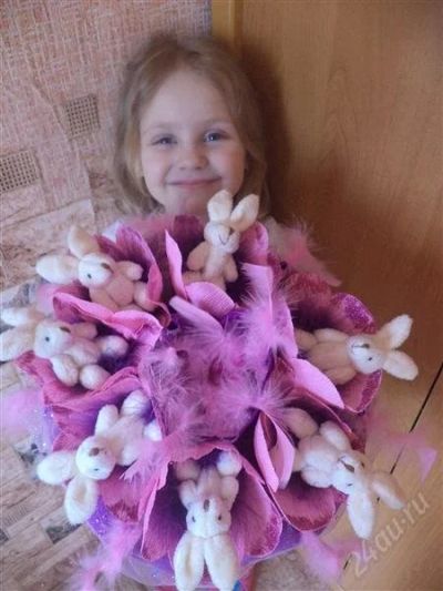Лот: 2908605. Фото: 1. букет из игрушек зайчата розовый. Сувенирные мелочи