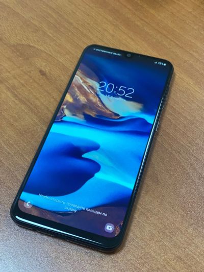 Лот: 18661960. Фото: 1. Смартфон Samsung Galaxy A50... Смарт-часы, фитнес-браслеты, аксессуары