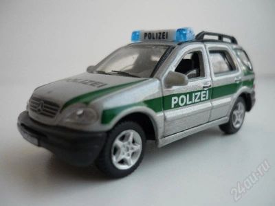 Лот: 196706. Фото: 1. Mercedes-Benz ML320 POLIZEI маштаб... Автомоделизм