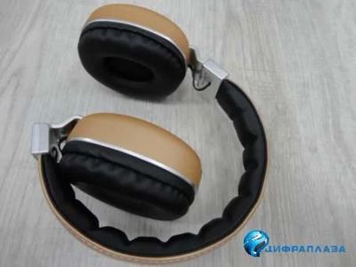 Лот: 13452144. Фото: 1. Полноразмерные Bluetooth наушники... Наушники, гарнитуры