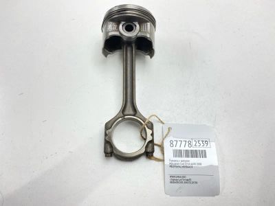 Лот: 22769306. Фото: 1. Поршень с шатуном Mitsubishi Colt... Двигатель и элементы двигателя