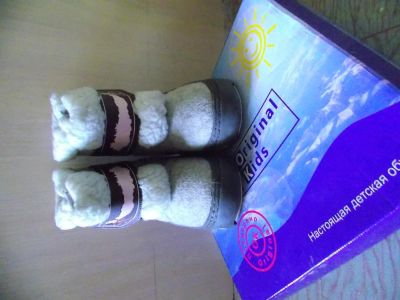 Лот: 5319576. Фото: 1. Валенки 21-22 р. Валенки, угги, унты