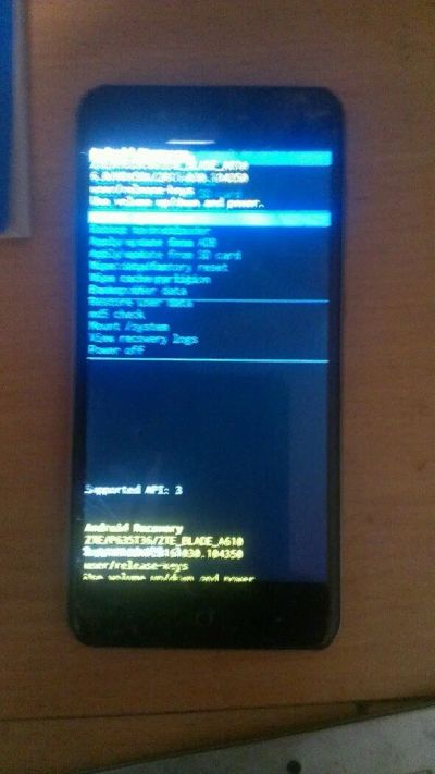 Лот: 14580780. Фото: 1. Zte A610 Озу 2гиг Лте. Смартфоны