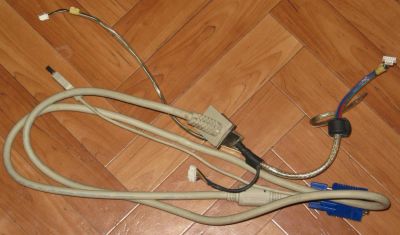 Лот: 16133495. Фото: 1. кабель VGA из монитора есть usb. Шлейфы, кабели, переходники