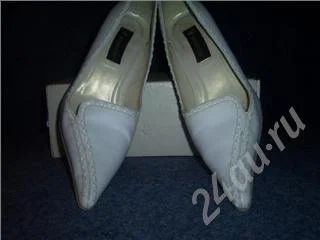 Лот: 160850. Фото: 1. Туфли белые. Другое (свадебная мода)