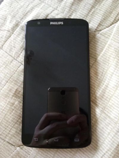 Лот: 9084809. Фото: 1. Philips I928 Black. Смартфоны
