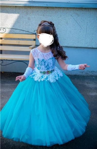 Лот: 9494216. Фото: 1. Нарядное платье. Платья, сарафаны