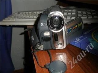 Лот: 96722. Фото: 1. продам видео камеру JVC GR-D23E. Видеокамеры