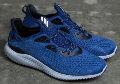 Лот: 14957337. Фото: 1. Кроссовки Adidas Alphabounce. Кеды, кроссовки, слипоны
