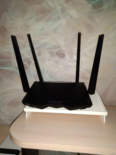 Лот: 18210905. Фото: 1. Wi-Fi роутер Tenda AC1200. Маршрутизаторы (роутеры)