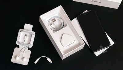 Лот: 9692741. Фото: 1. Apple iPhone 7 128 Gb Black (Айфон... Смартфоны