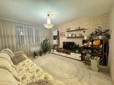 Лот: 25288172. Фото: 1. 3-комн. квартира , Сосновоборск... Квартиры, студии