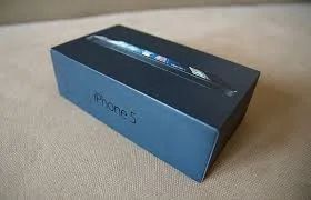 Лот: 5353398. Фото: 1. коробка iphone 5 16gb. Другое (смартфоны, связь, навигация)