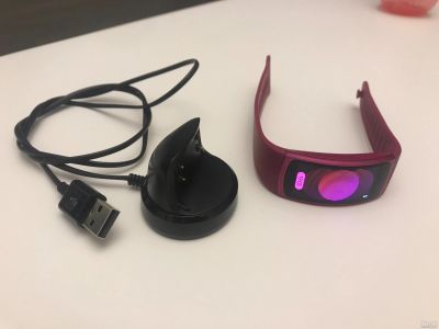 Лот: 13063075. Фото: 1. Samsung Gear Fit2. Смарт-часы, фитнес-браслеты, аксессуары