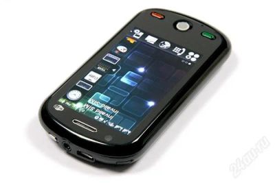 Лот: 1086912. Фото: 1. Motorolla TV 2sim WiFi. Кнопочные мобильные телефоны