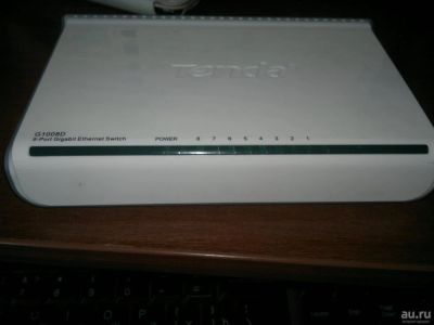Лот: 9279360. Фото: 1. Маршрутизатор Tenda 8-Port Gigabit. Коммутаторы