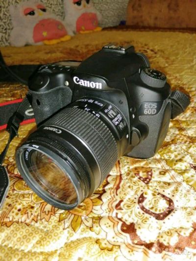 Лот: 15137821. Фото: 1. Фотоаппарат Canon EOS 60 D. Цифровые зеркальные