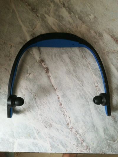 Лот: 12598450. Фото: 1. Наушники Bluetooth читать описание. Наушники, гарнитуры