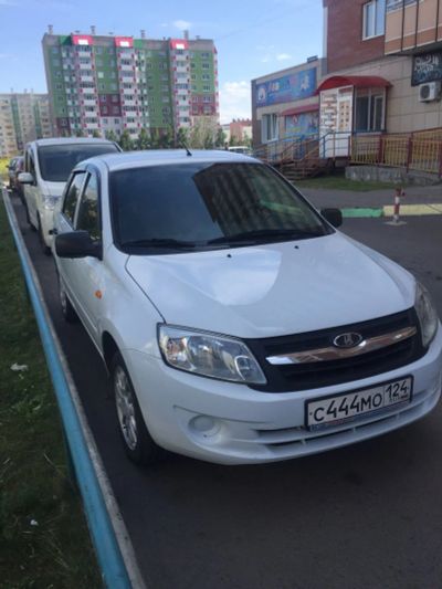 Лот: 11838819. Фото: 1. Лада гранта срочно!. Автомобили